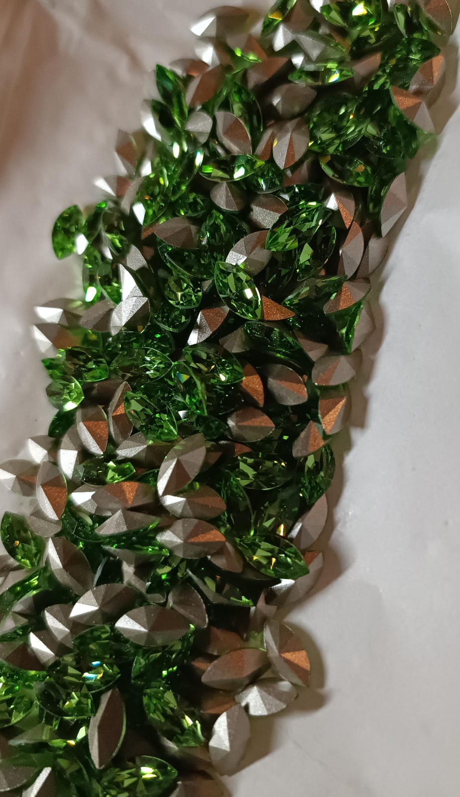 Swarovski® Fancy Vintage Navette Peridot Silver Foiled 10x5mm