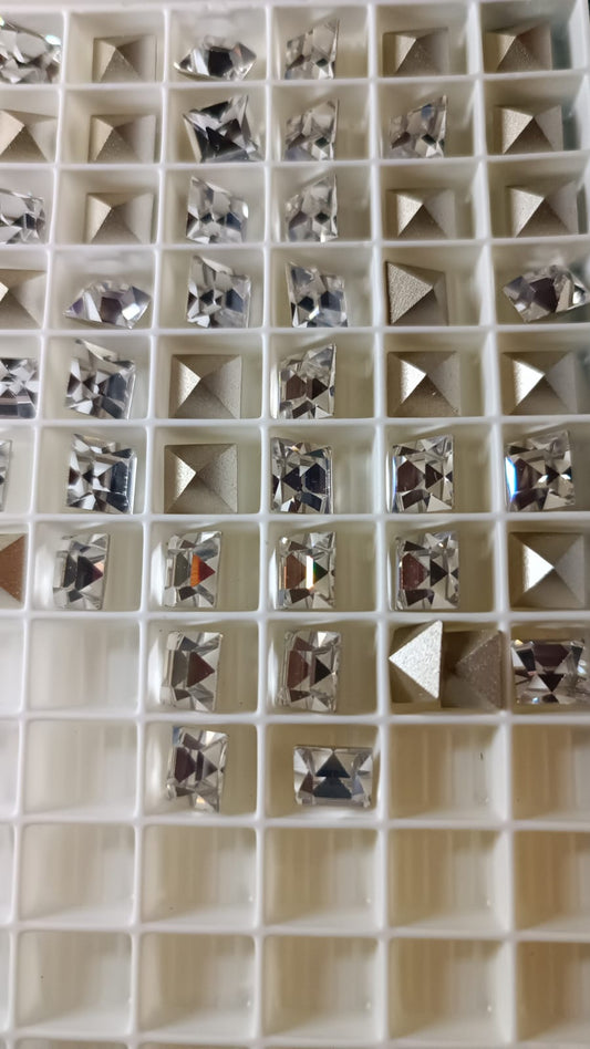 Swarovski® Fancy Vintage Faceted Square Crystal Silver Foiled 8mm