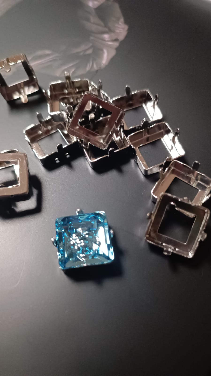 Swarovski® Fassung Vision Square Rhodium 12mm