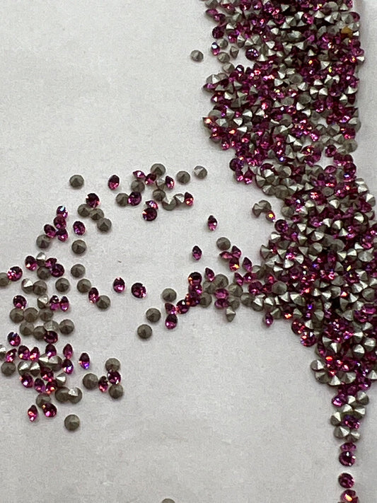 Swarovski® Chaton Fuchsia PP9