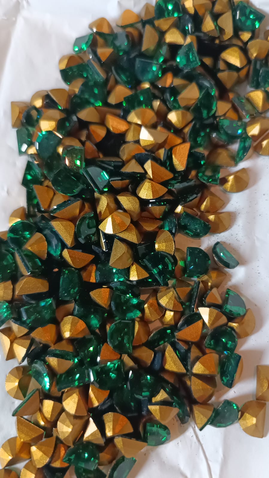 Swarovski® Fancy Vintage Half Moon Emerald Gold Foiled 8x6mm