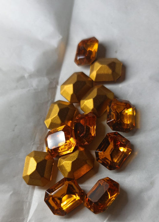 Swarovski® Fancy Vintage Octagon Topaz 12x10mm