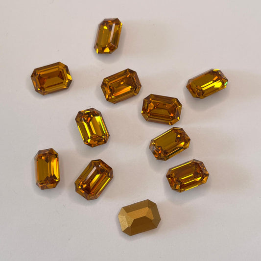 Swarovski® Fancy Vintage Octagon Topaz Gold Foiled 18x13mm