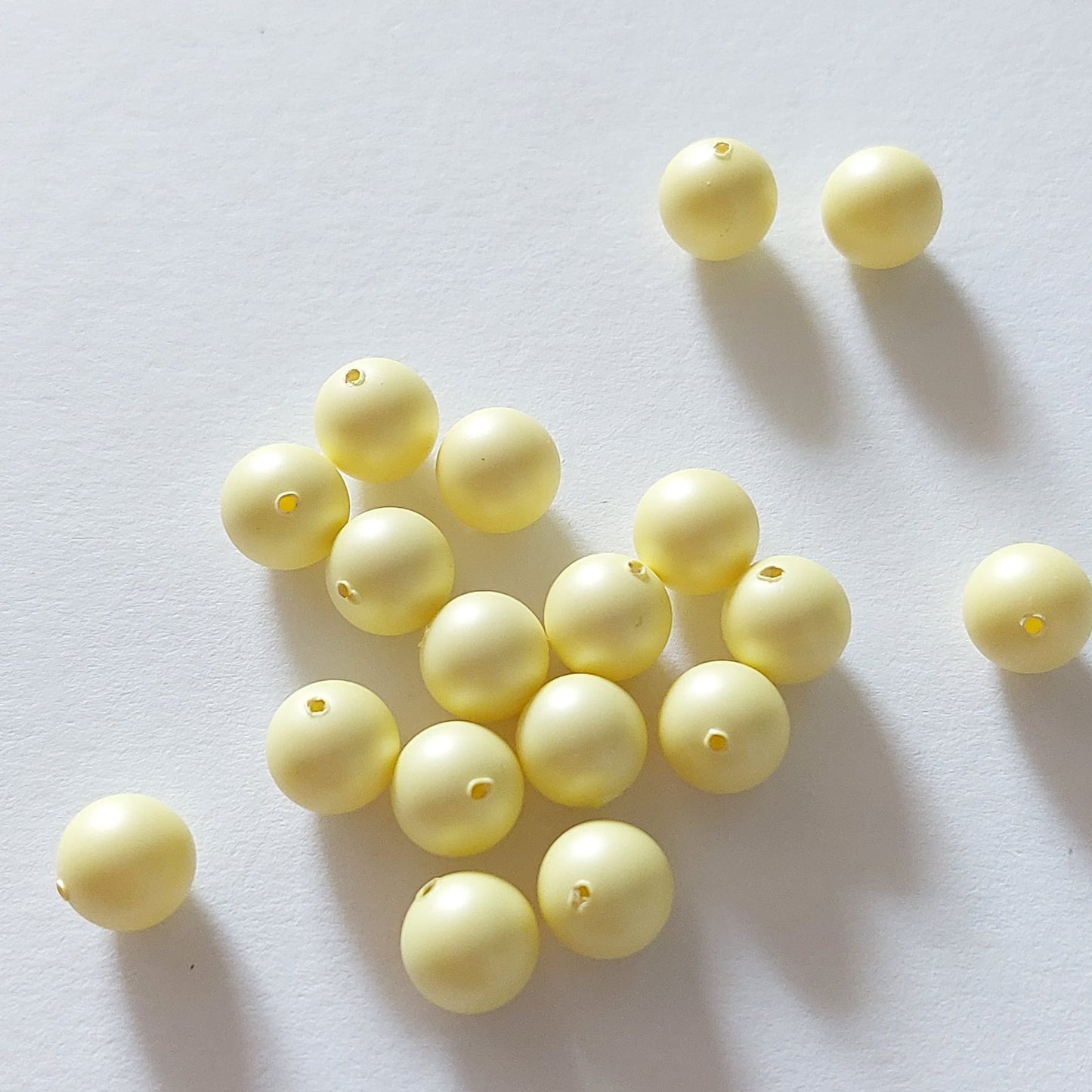 Swarovski® Pearl Pastel Yellow Pearl 8mm