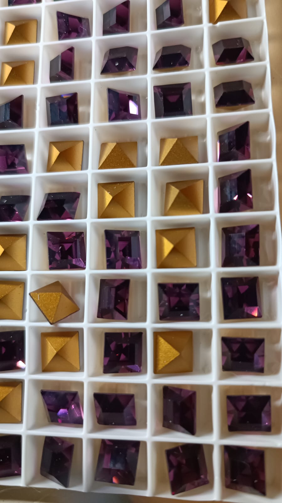 Swarovski® Fancy Vintage Faceted Square Amethyst Gold Foiled 8mm