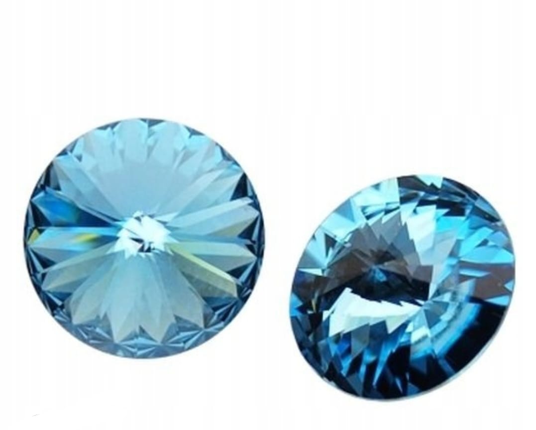 Swarovski® Rivoli Aquamarine 18mm