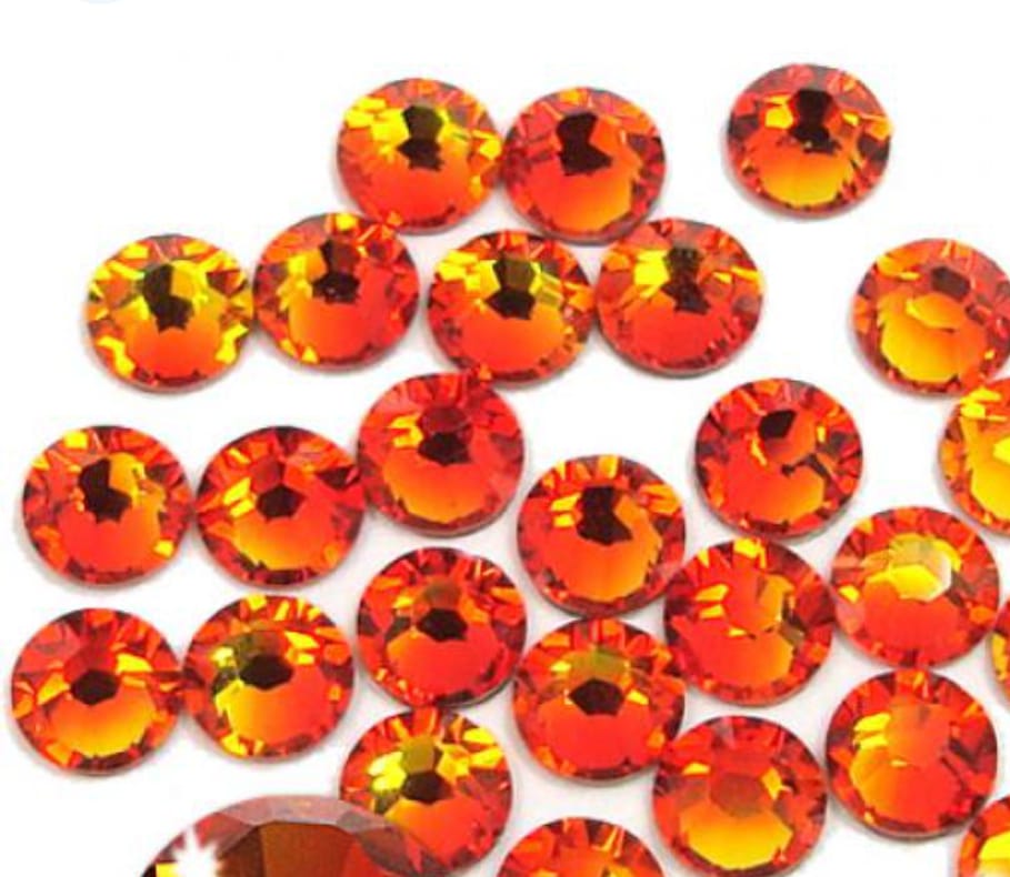 Swarovski® Nail Crystals Flat Rund Fire Opal SS30