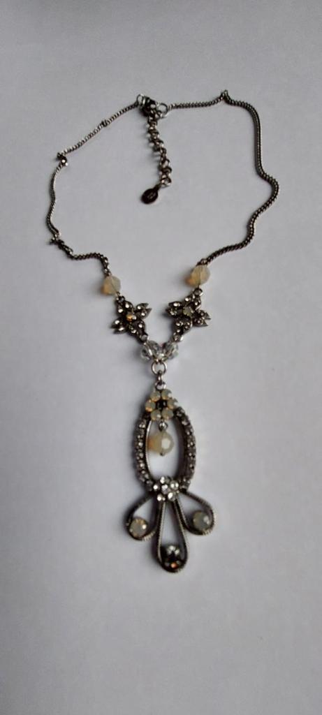 6999 Vintage Necklace made with Swarovski Kristallen 40cm