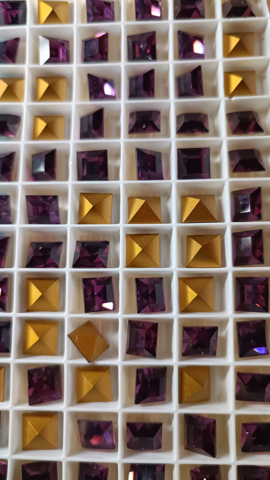 Swarovski® Fancy Vintage Faceted Square Amethyst Gold Foiled 8mm