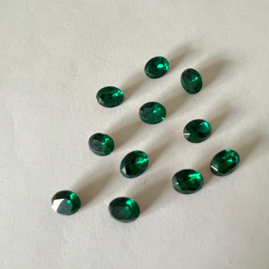 Swarovski® Fancy Vintage Oval Emerald Gold Foiled 10x8mm