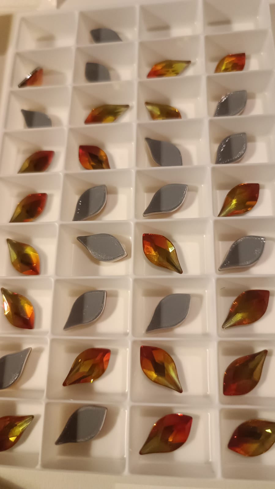 Swarovski® Flatback Hotfix Flame Fireopal 14mm