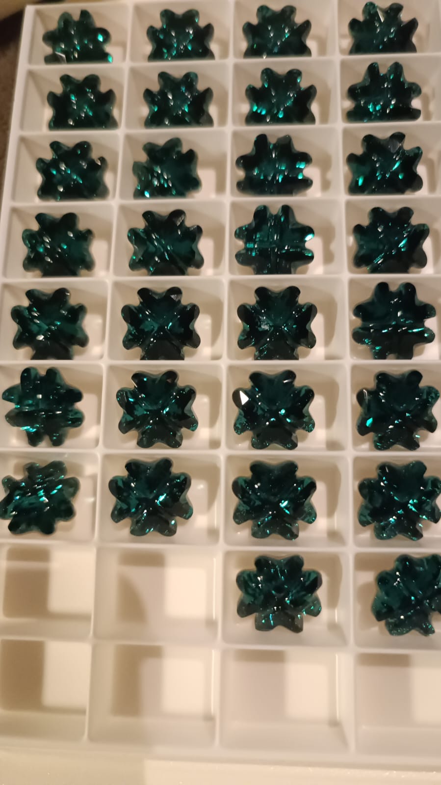 Swarovski® Fancy Clover Emerald 14mm