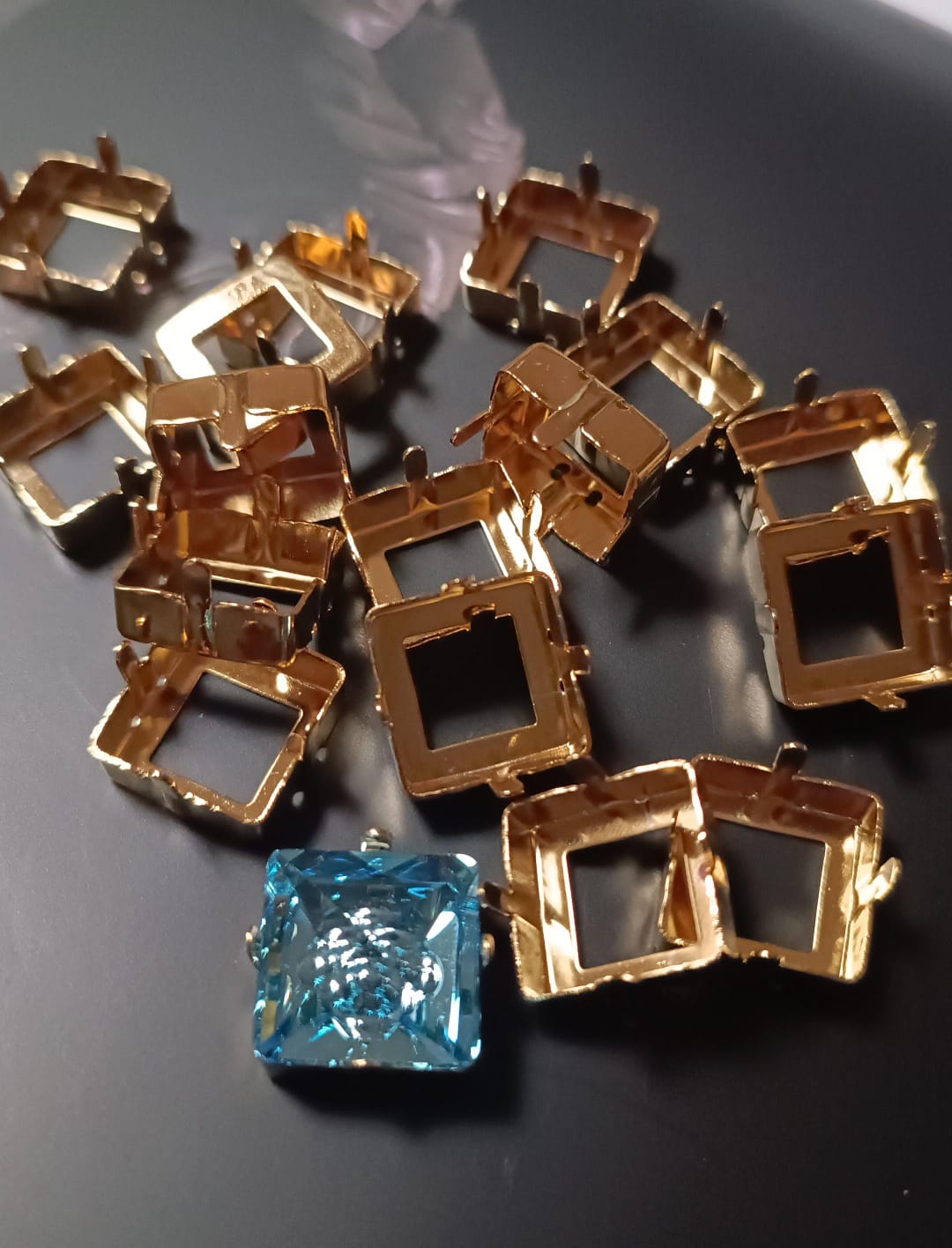 Swarovski® Fassung Vision Square Gold 16mm