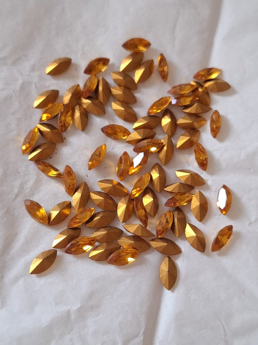 Swarovski® Fancy Vintage Navette Topaz Gold Foiled 8x4mm